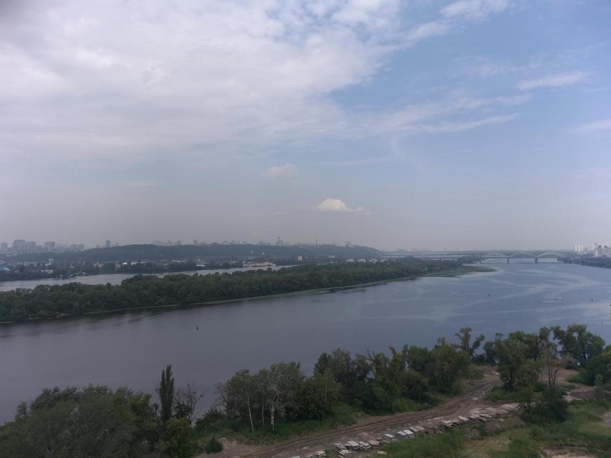 Красивая Квартира С Шикарным Видом У Метро Lejlighed Kiev Eksteriør billede